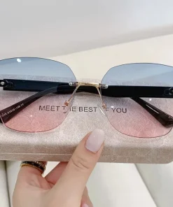 Glasses Female Korean Version Fashionable Sunglasses